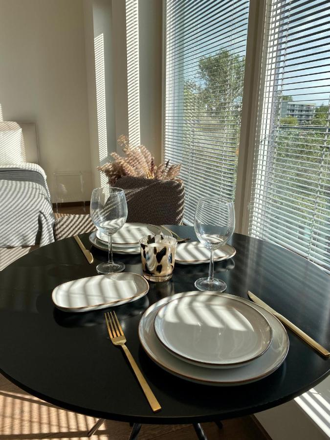 Elegance Apartment - City Centre Free Parking ทาลลินน์ ภายนอก รูปภาพ